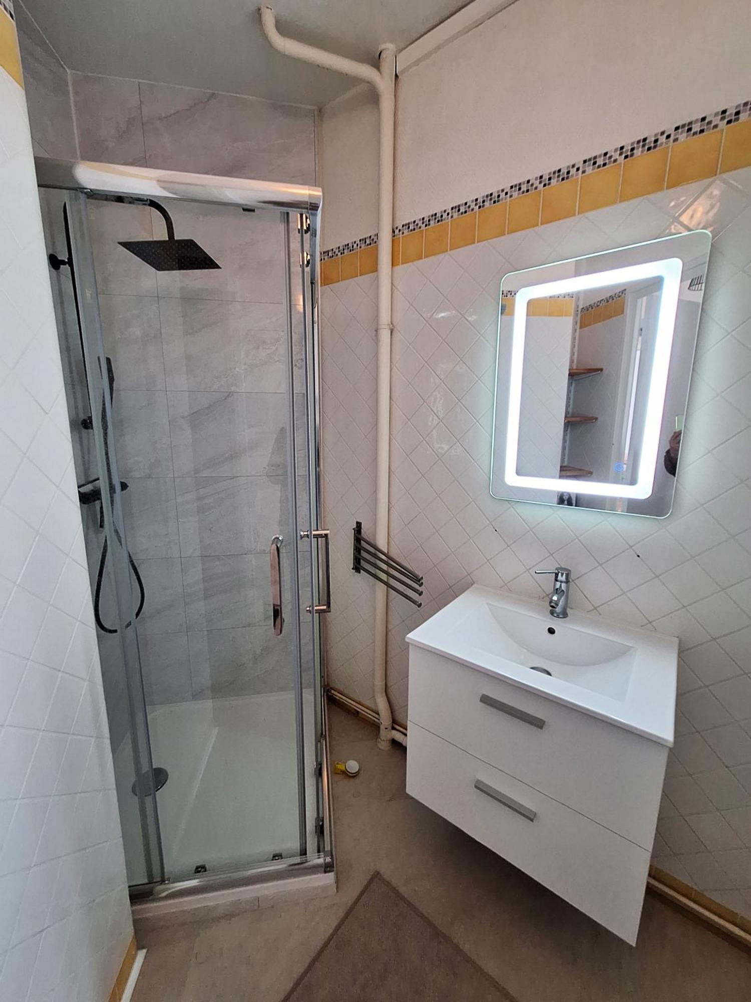 2 Appartements 6 Personnes Orleans Centre - Proche Gare Sncf Exterior foto